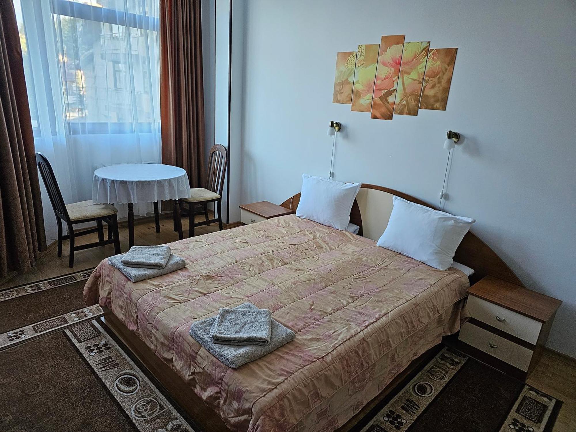 Apartment In Flora *